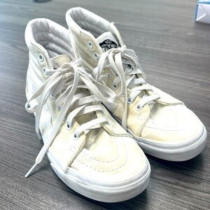 High Top White Vans, Womens 7.5, Mens 6 tennis shoes sneakers